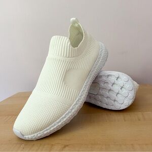 Blondo Women White Wesley Waterproof Sock Sneakers Knit 8.5 US 39.5 EU NEW w BOX